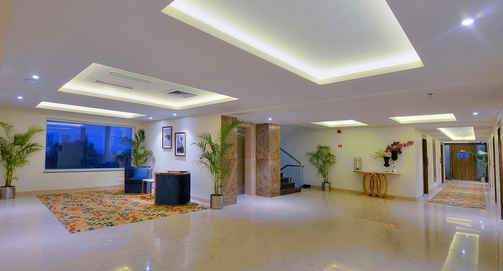 Hotel Royale Residency in Fatehabad, Agra