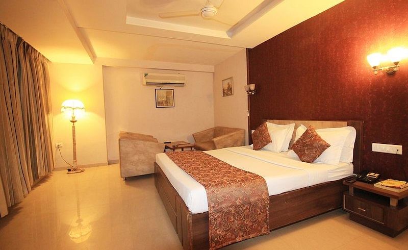 Hotel Eden in Sarkhej, Ahmedabad