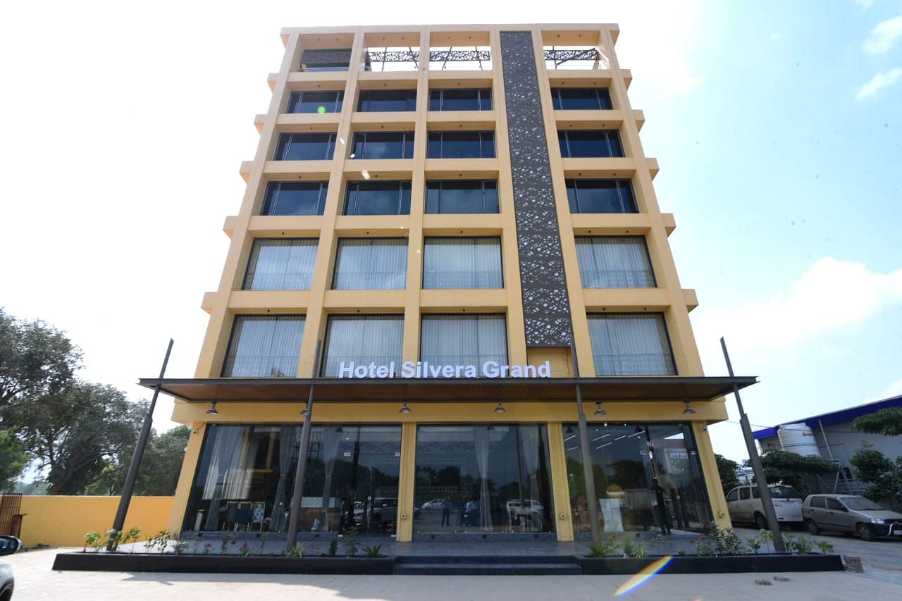 Hotel Silvera Grand in Naroda, Ahmedabad