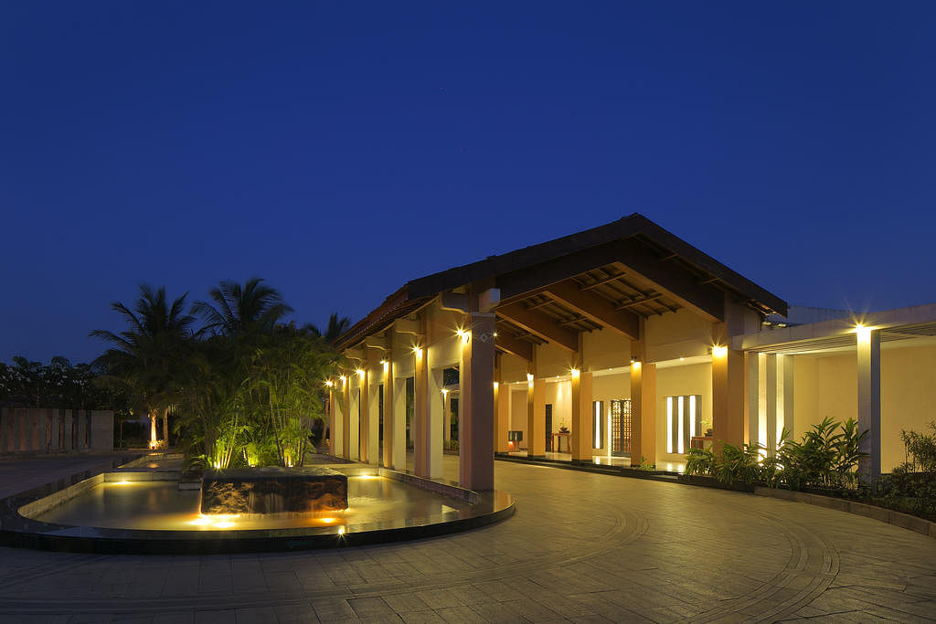 Radisson Blu Resort Spa in Varasoli, Alibaug