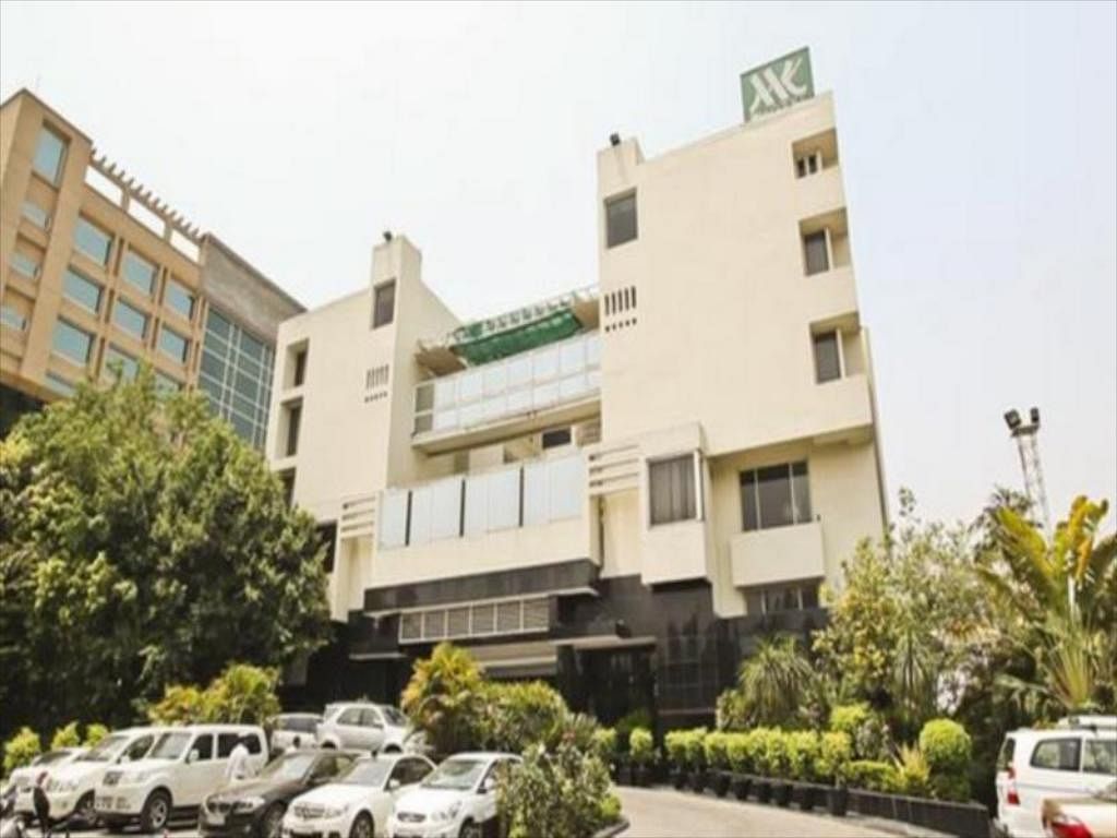 M K Hotel in Ranjit Avenue, Amritsar