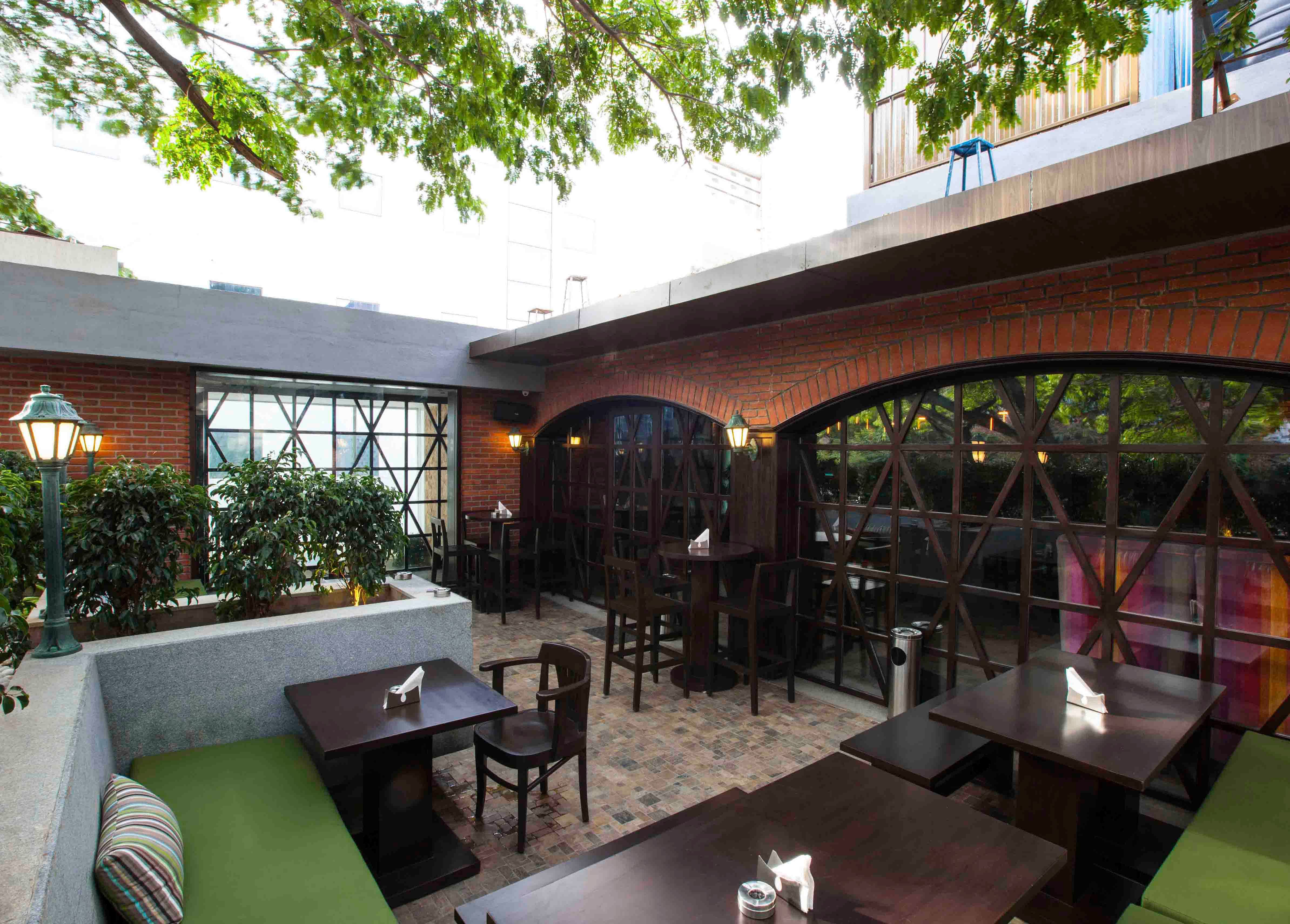 1522 The Pub in Koramangala, Bangalore