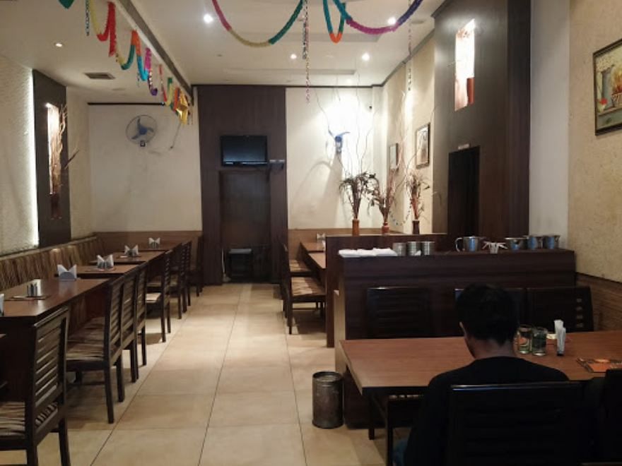 7 Ven 11 Ven Restaurant in Sector 17 Chandigarh, Chandigarh