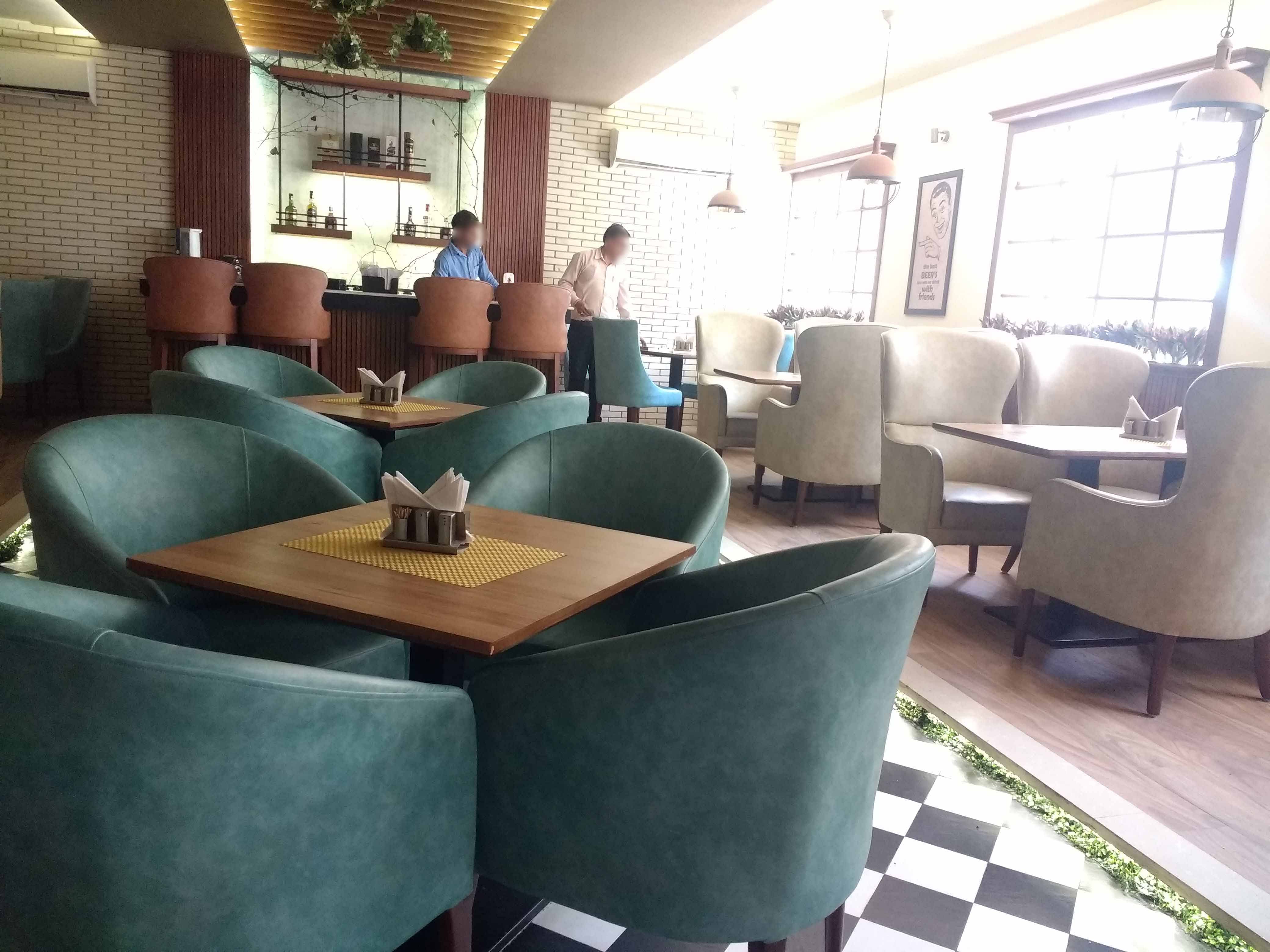 Evergreen Restaurant Bar in Zirakpur, Chandigarh