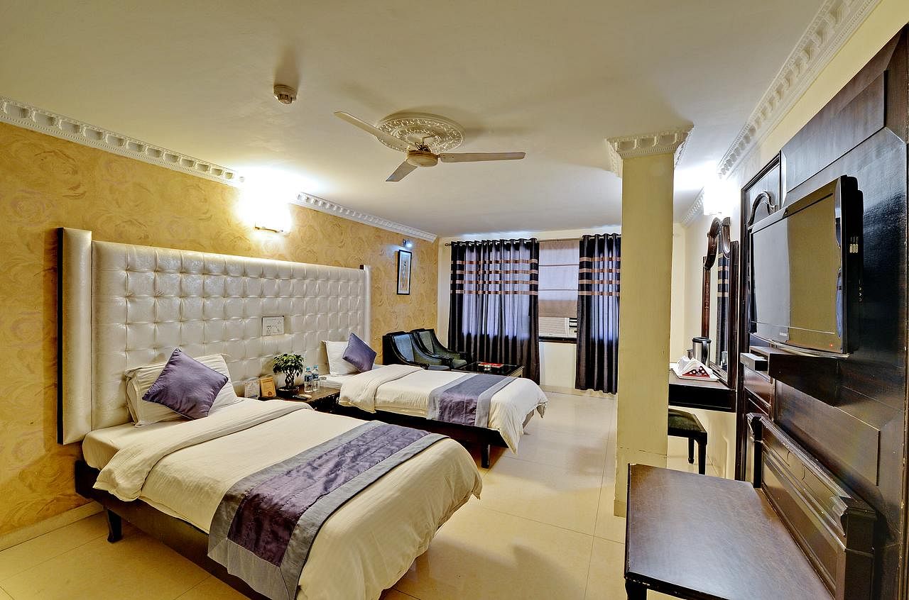 Hotel City Heart Premium in Sector 17 Chandigarh, Chandigarh