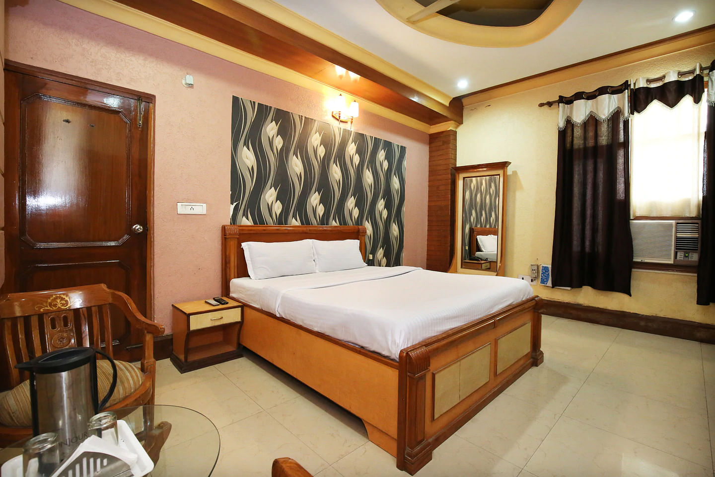 Hotel Gobind Regency in Zirakpur, Chandigarh