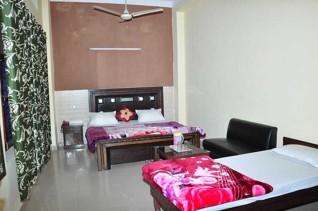 Hotel Re Birth in Chandigarh Road, Chandigarh
