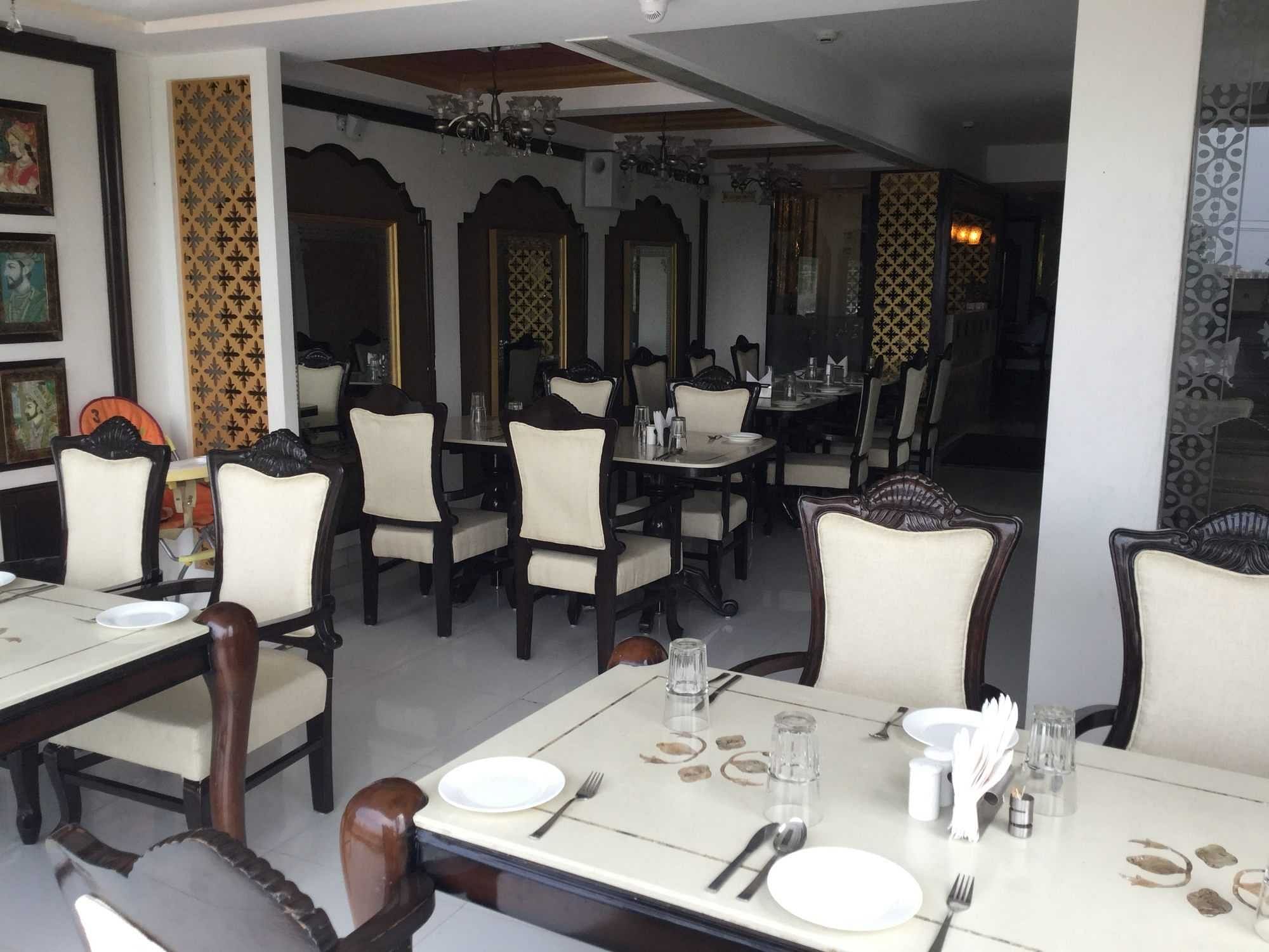Lezzetli Fine Dine Restaurant in Kharar Road, Chandigarh