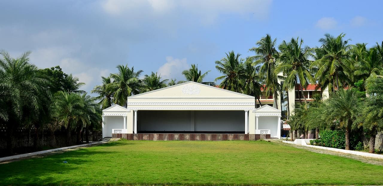 Green Coconut Resort in Muttukadu, Chennai
