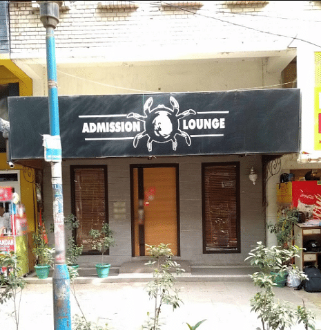 Admission Lounge in New Friends Colony, Delhi