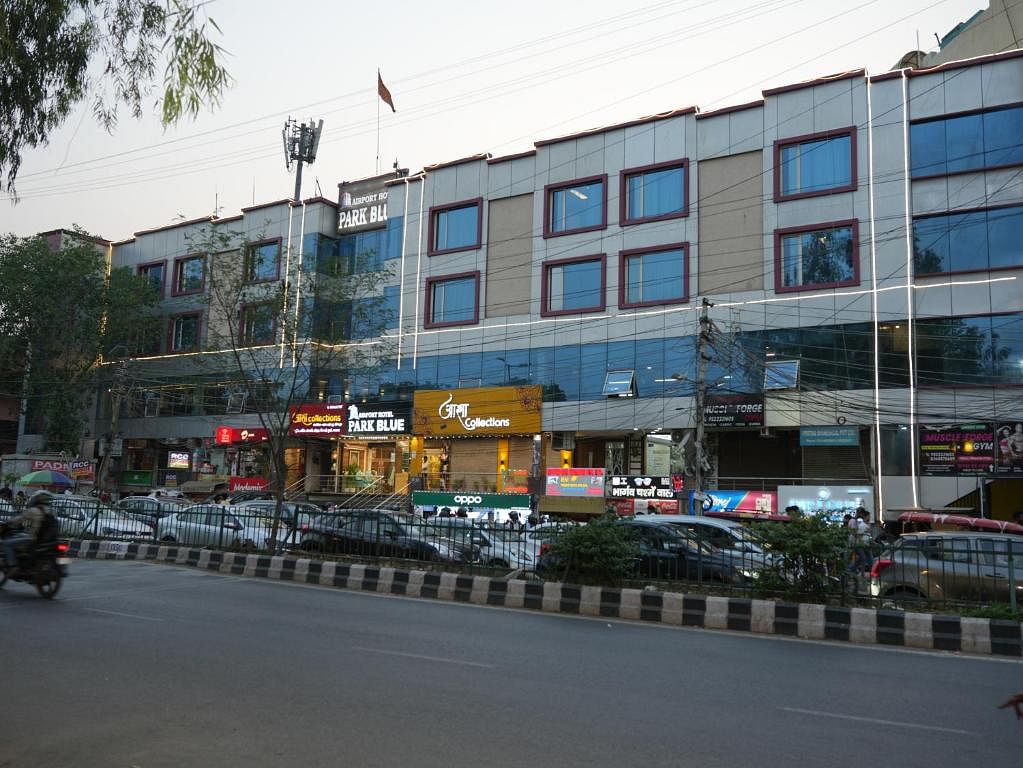 Airport Park Blue Hotel in Kapashera, Delhi Airport Park Blue Hotel in Kapashera, Delhi