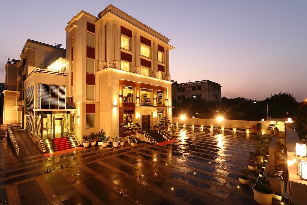 Ameya Suites in Jasola, Delhi