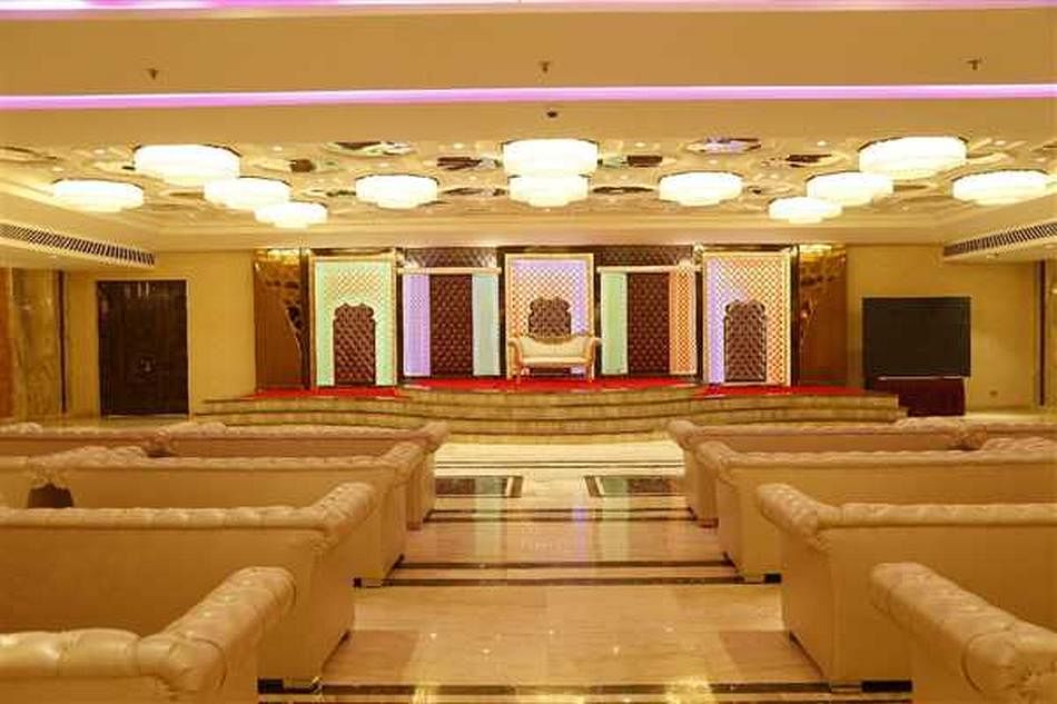 C Pearls Hotel Banquet in Rohtak Road, Delhi