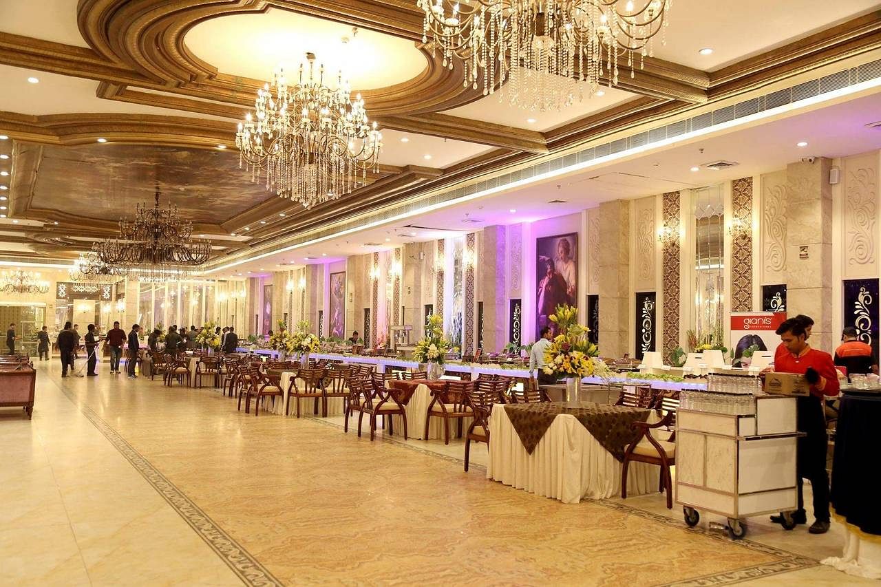 Casa Royal Banquet in Peera Garhi, Delhi