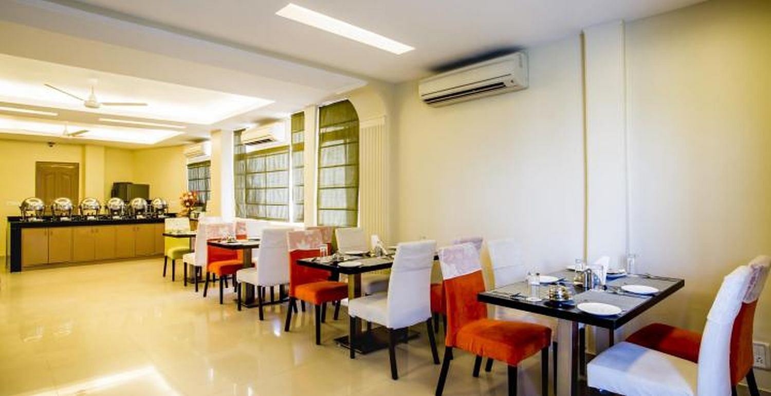 Clarks Inn in Nehru Place, Delhi