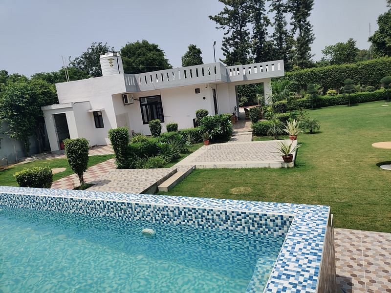 Classy Farm By Gobravo Hotels in Bijwasan, Delhi