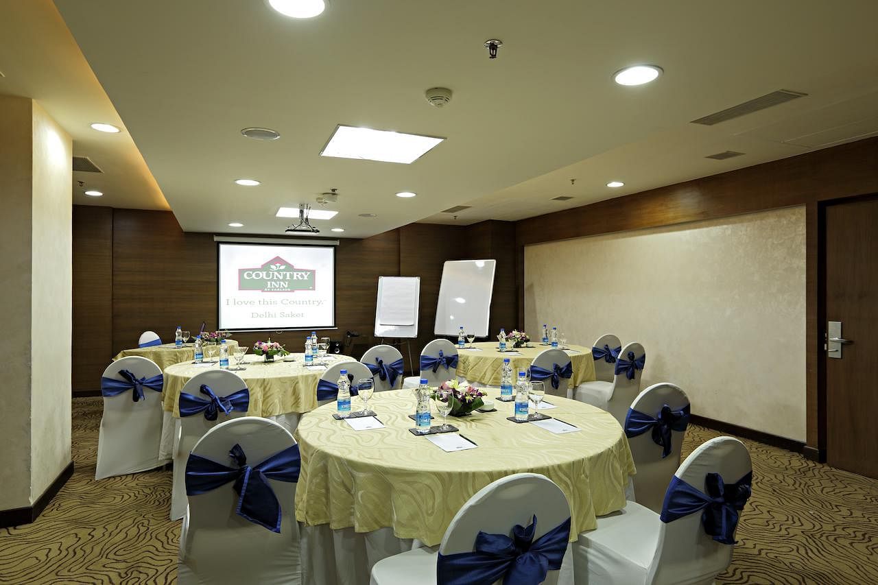 Country Inn And Suites By Radisson in Satbari, Delhi