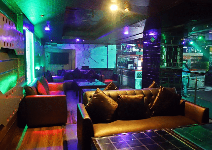 De Forbidden Lounge in Janakpuri, Delhi