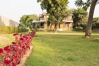 Dhingra Garms in Dwarka, Delhi