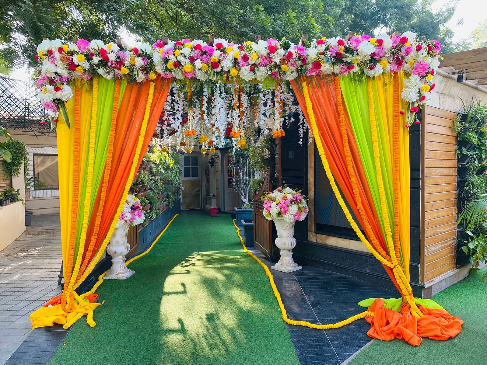 Essex Farms in Kalu Sarai, Delhi