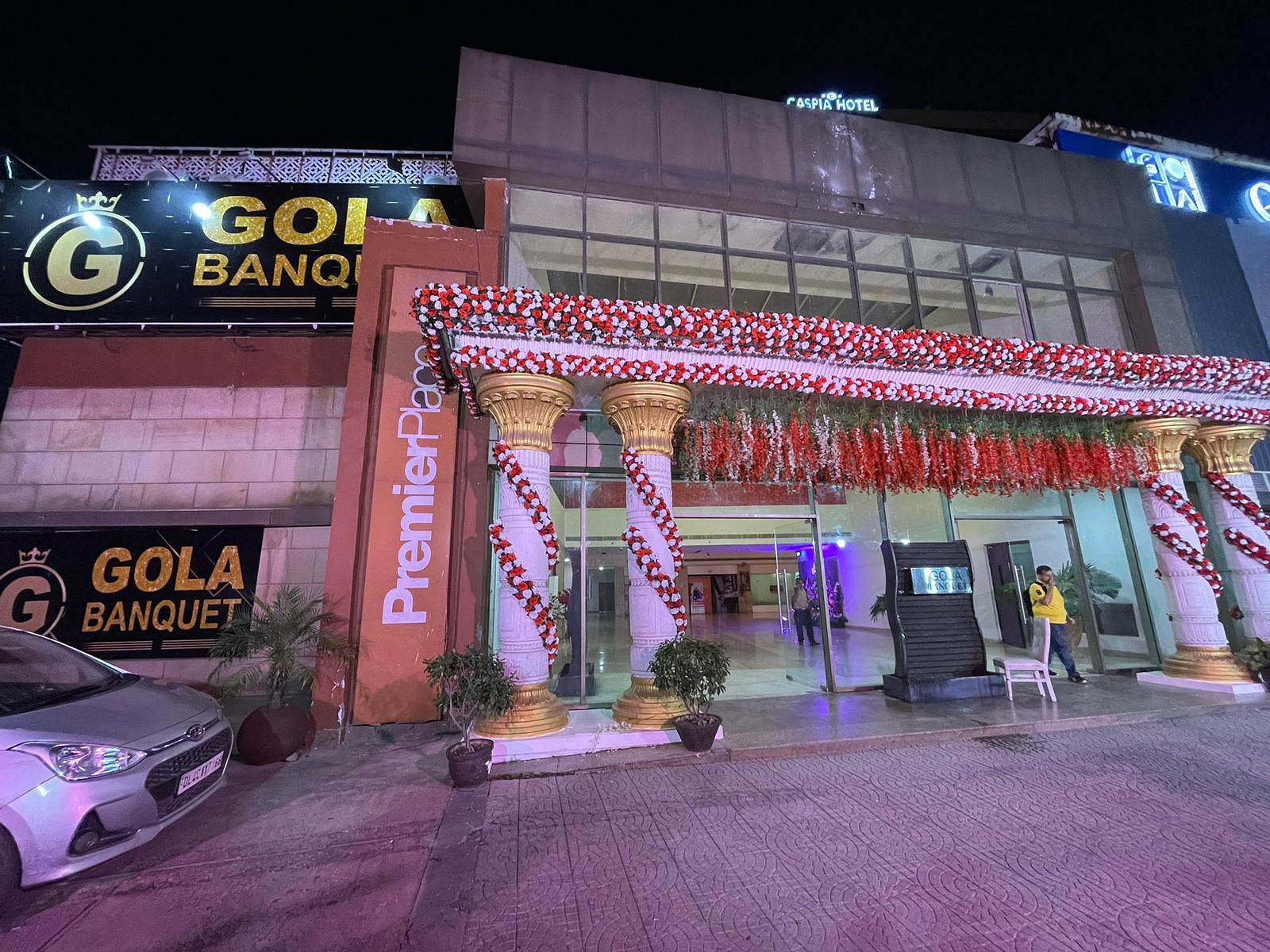 Gola Banquet in Shalimar Bagh, Delhi