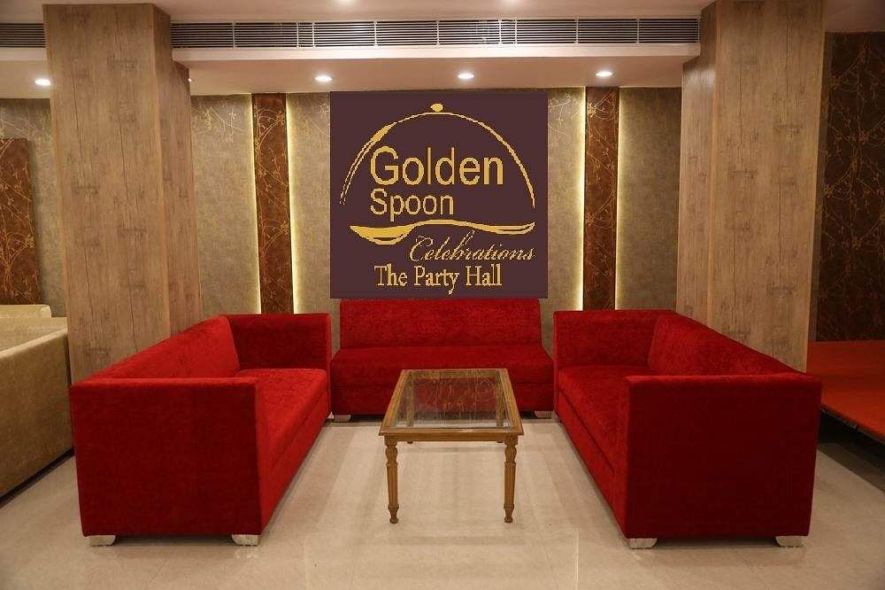 Golden Spoon in Patparganj, Delhi