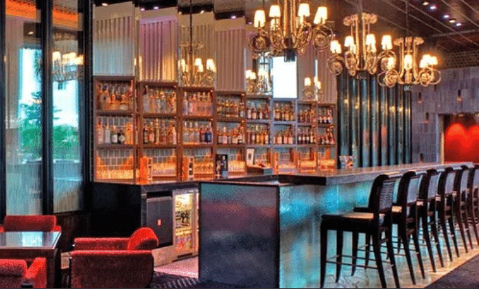 Golf Bar in Chanakyapuri, Delhi