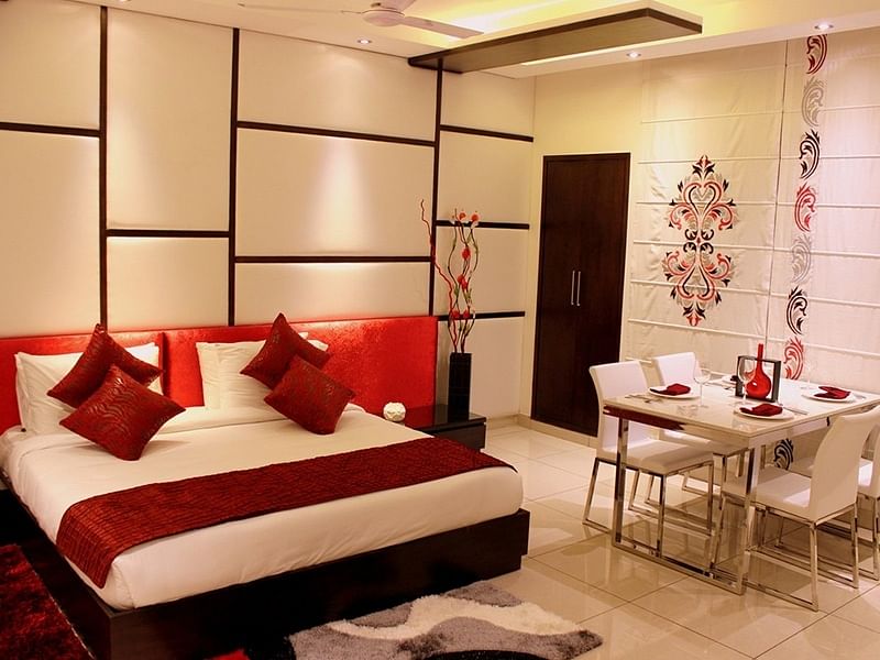 Hotel Amrapali Grand in Patel Nagar, Delhi