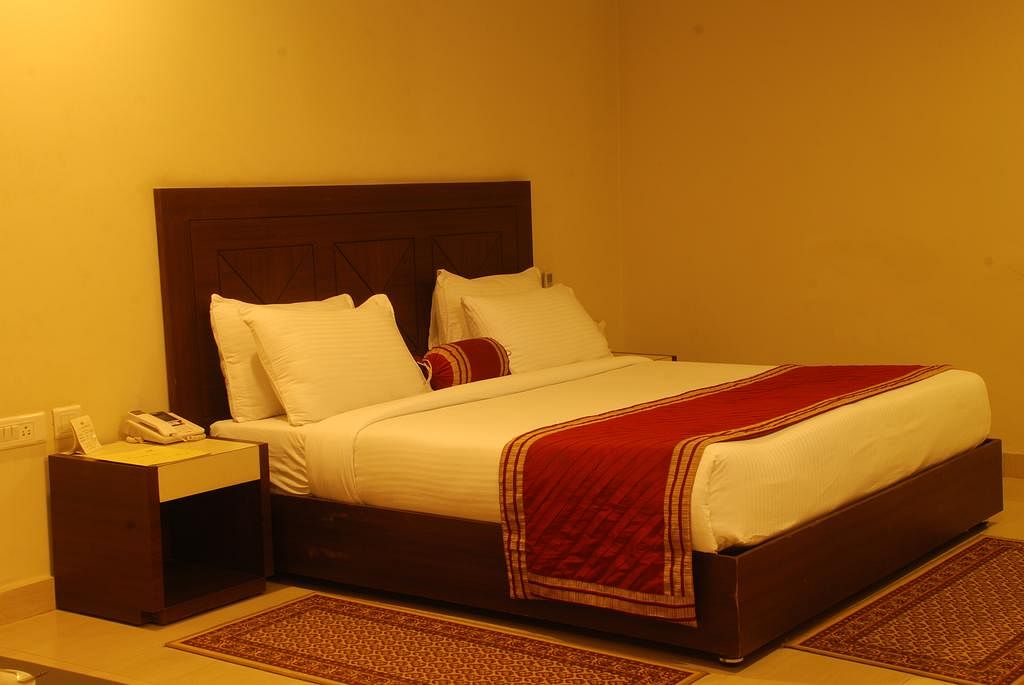Hotel Classic Diplomat in Mahipalpur, Delhi