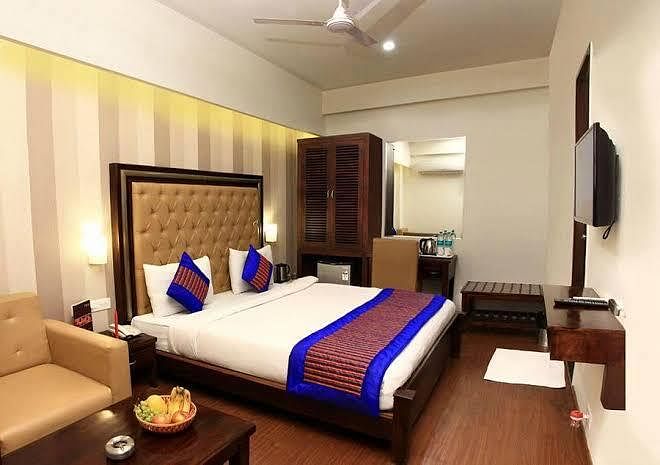 Hotel Crystal Palace in Rajinder Nagar, Delhi