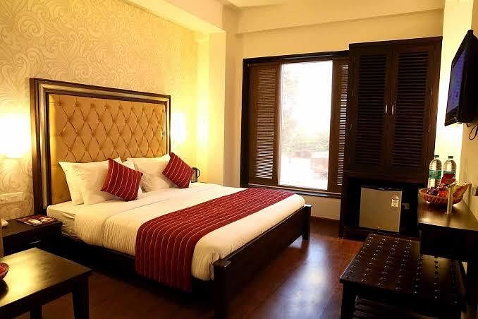 Hotel Crystal Palace in Rajinder Nagar, Delhi