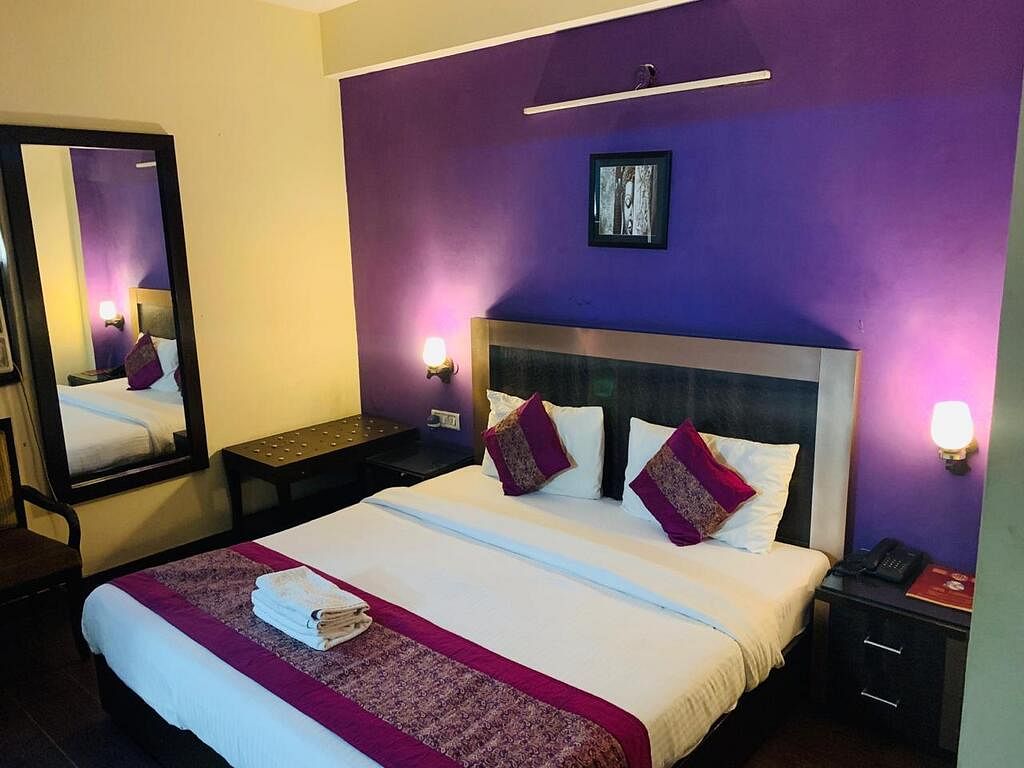 Hotel Crystal Palace in Rajinder Nagar, Delhi