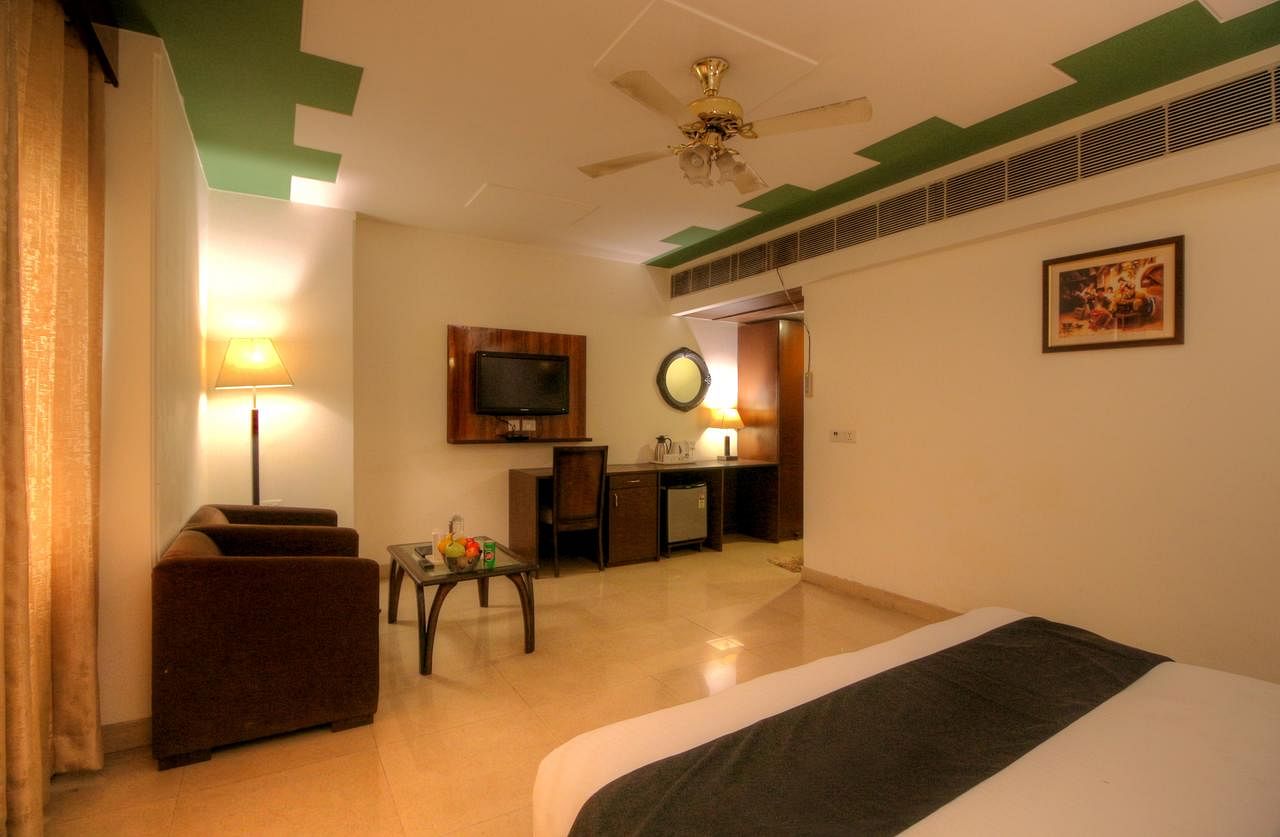 Hotel Impress in Mahipalpur, Delhi