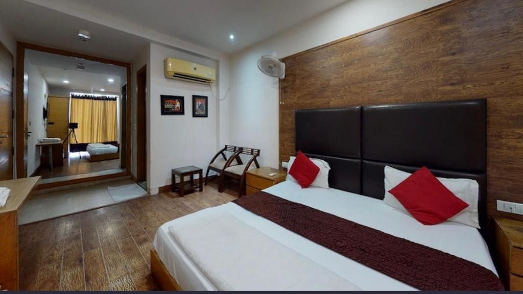 Hotel JPS Residency in Karkardooma, Delhi