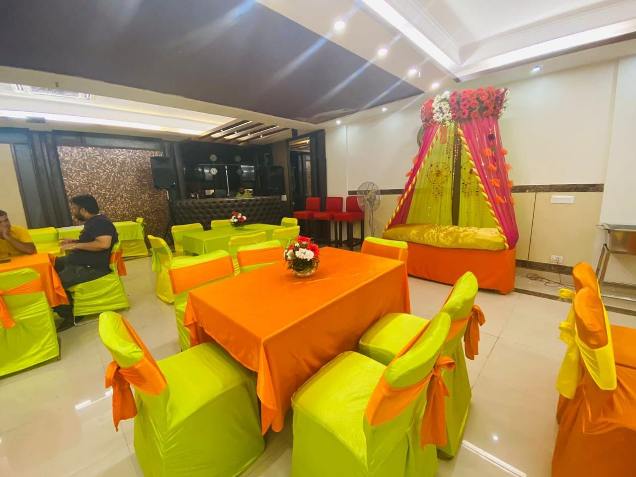 Hotel Lloyd Residency in Kalkaji, Delhi Hotel Lloyd Residency in Kalkaji, Delhi