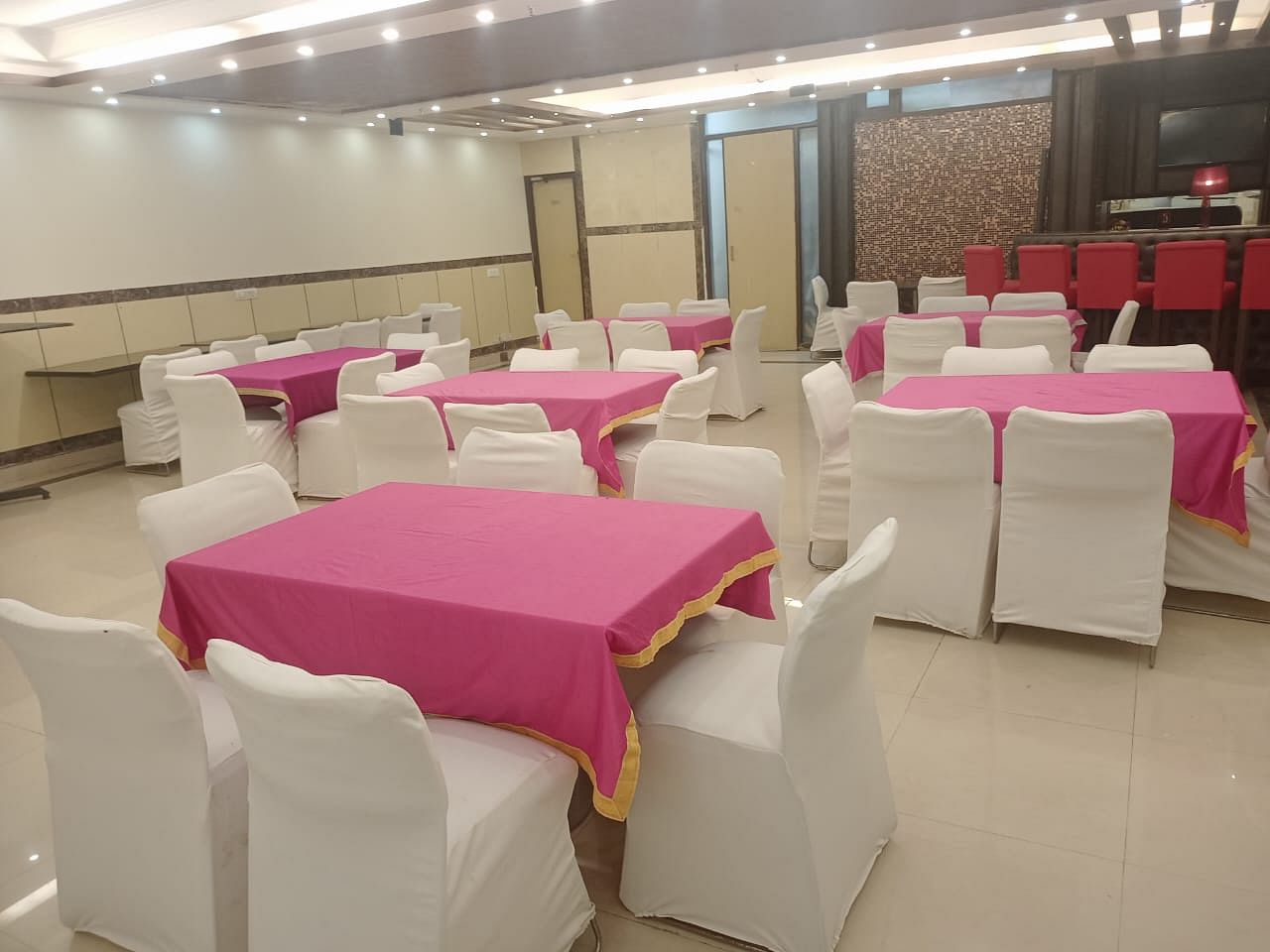 Hotel Lloyd Residency in Kalkaji, Delhi Hotel Lloyd Residency in Kalkaji, Delhi