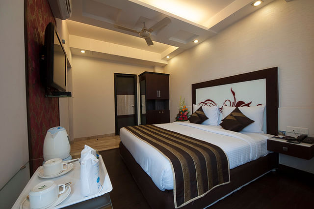 Hotel Pitrashish Grand in Karol Bagh, Delhi