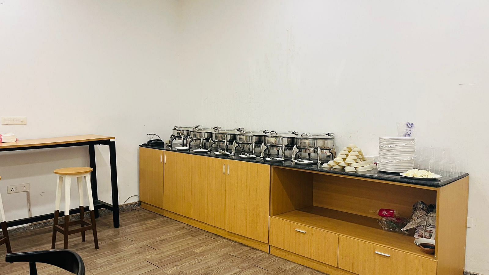 Hotel Saffron Gold in Paschim Vihar, Delhi