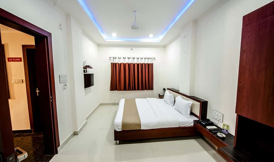 Hotel Silverline in Hari Nagar, Delhi Hotel Silverline in Hari Nagar, Delhi