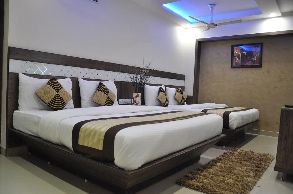 Hotel Stay Well Dx in Paharganj, Delhi