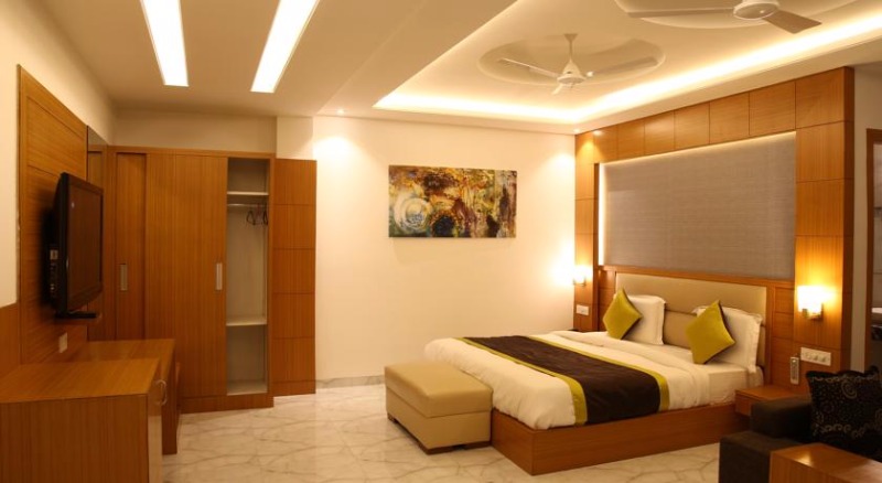 Hotel Transit in Mahipalpur, Delhi
