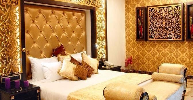 Hotel Walnut Castle in Karol Bagh, Delhi