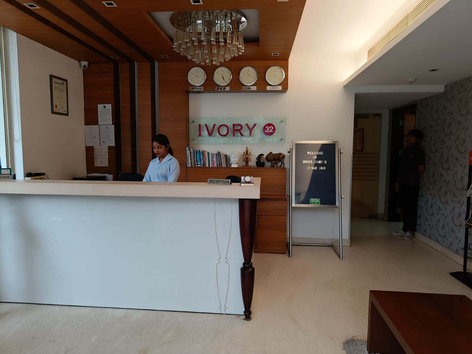 Ivory 32 in Greater Kailash 1, Delhi