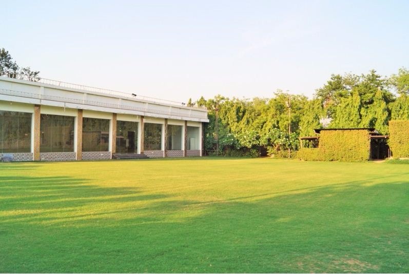 Jhankar Garden in MG Road, Delhi