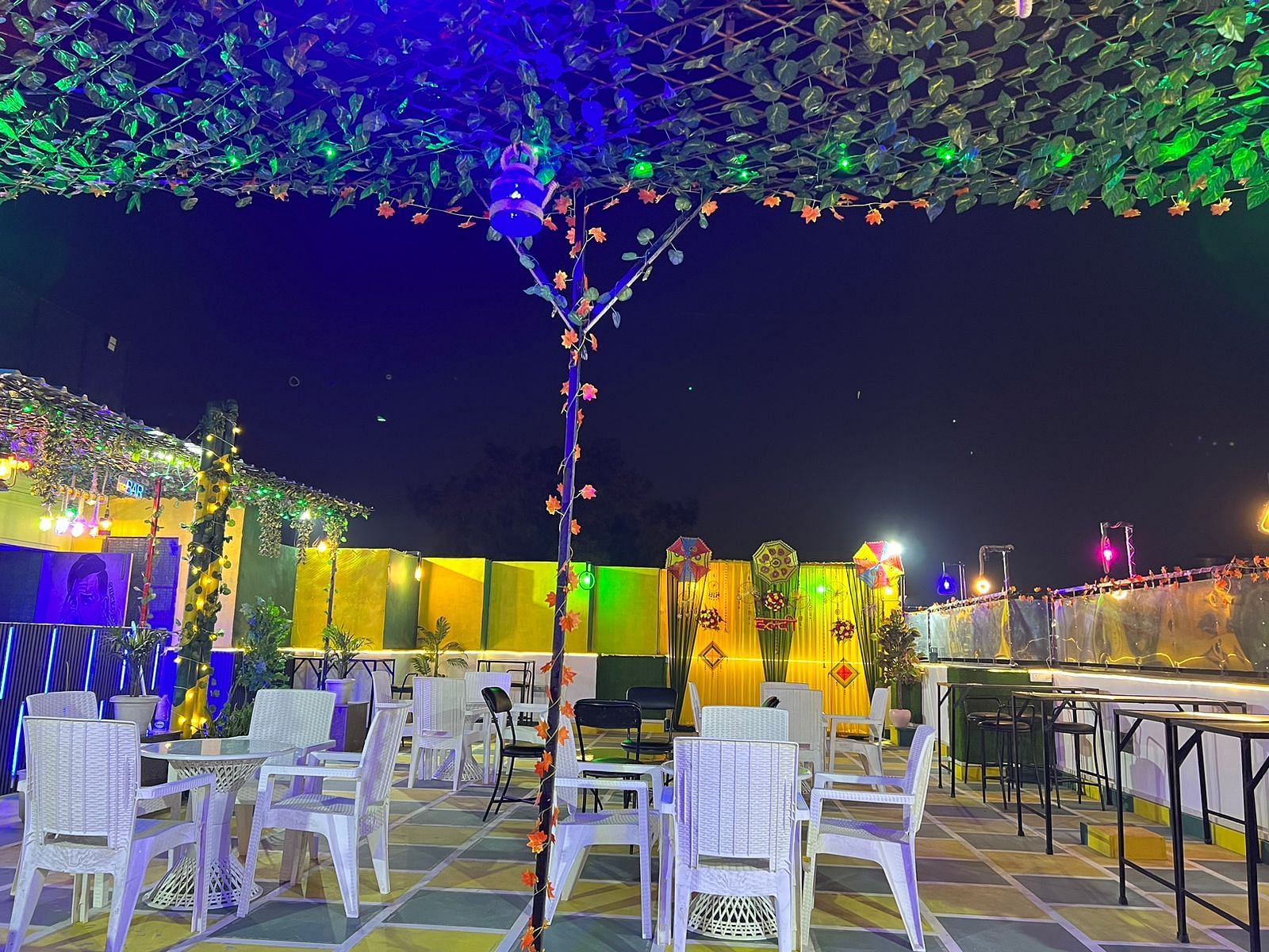 JPM Hotel in East Of Kailash, Delhi JPM Hotel in East Of Kailash, Delhi