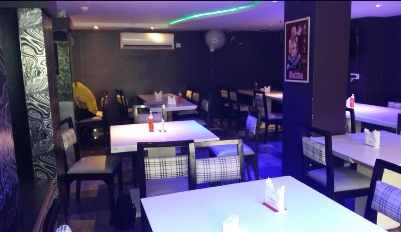 King Bar Restaurant in Paharganj, Delhi