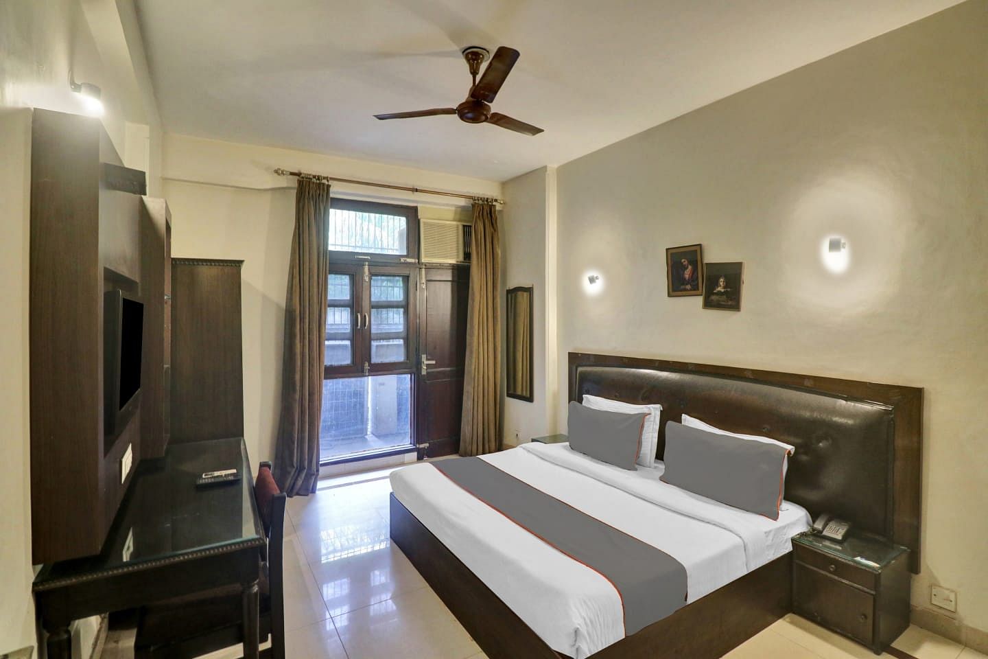 Lloyd House in Kalkaji, Delhi Lloyd House in Kalkaji, Delhi