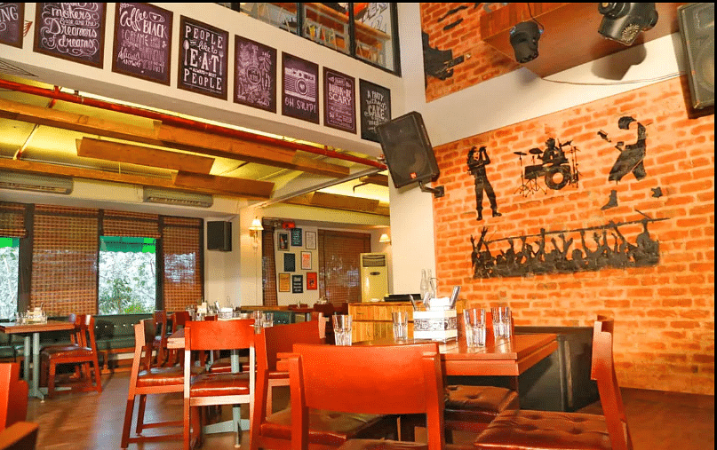 Locale Pub in Saket, Delhi