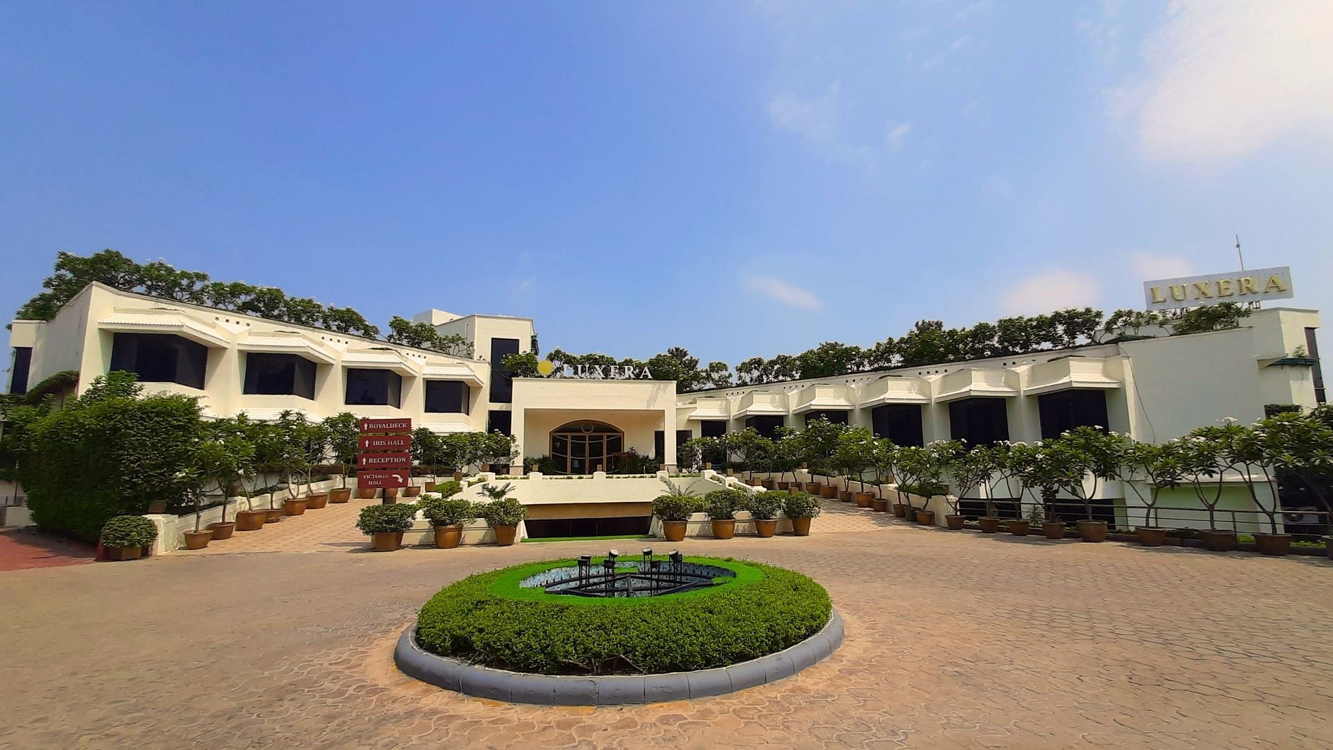 Luxera Hotel in Aaya Nagar, Delhi