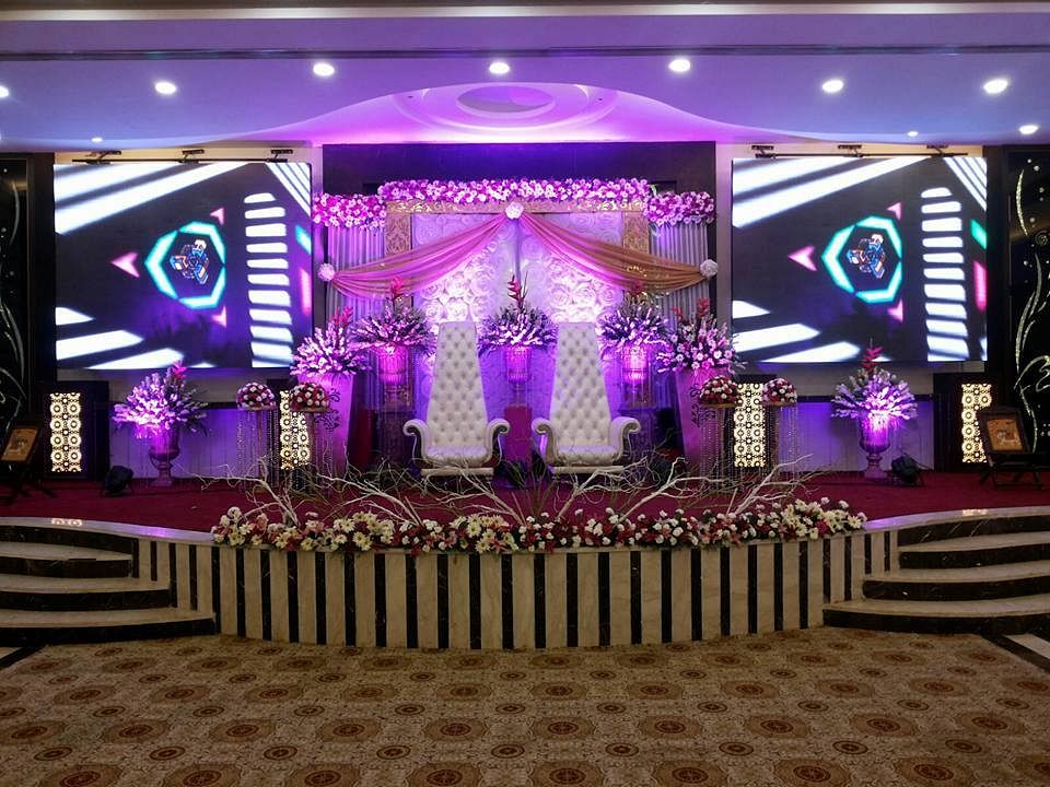 Majestic Crown Banquet in Moti Nagar, Delhi